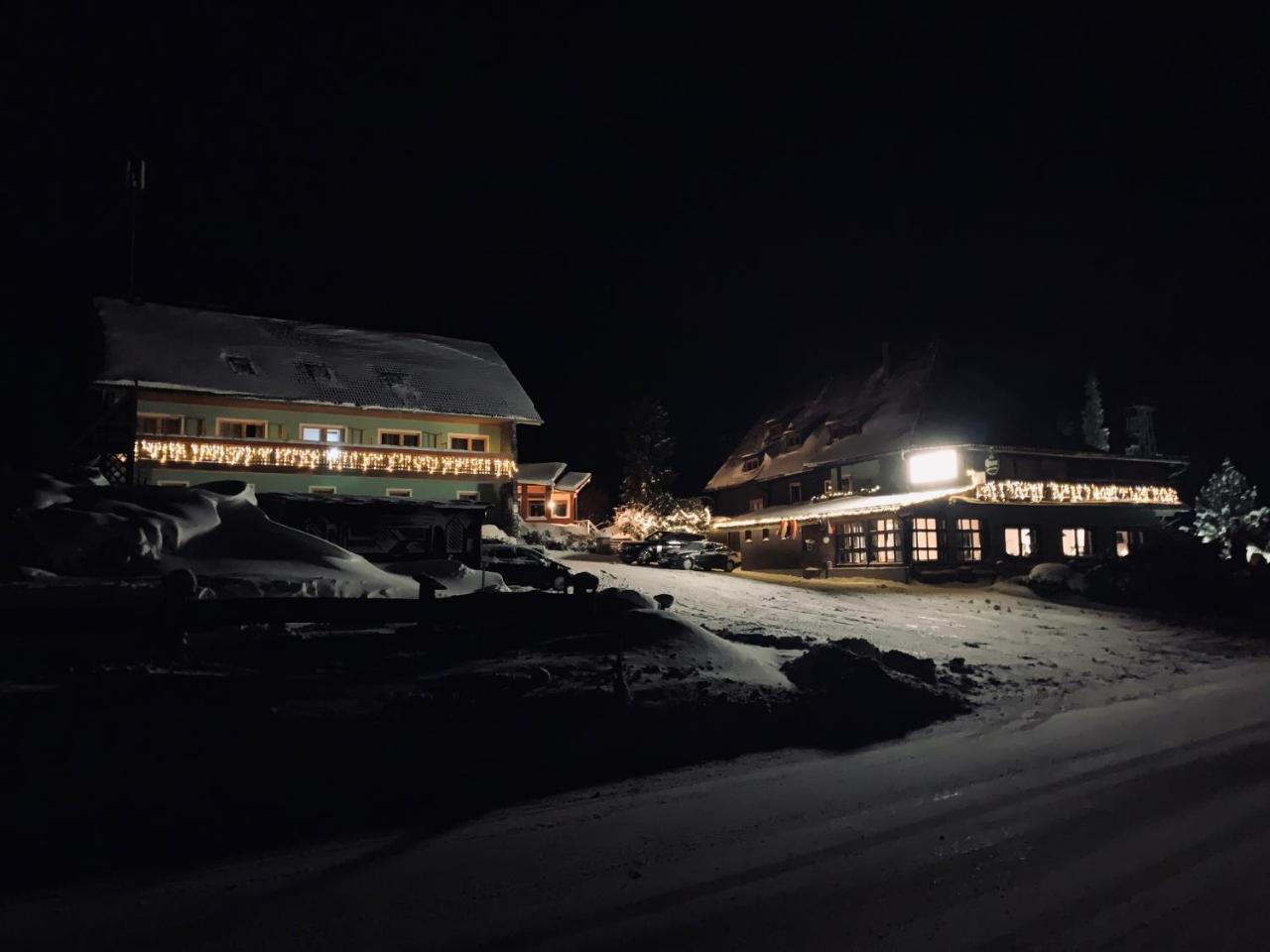 Gasthof Draxlerhaus Hohentauern Exterior foto